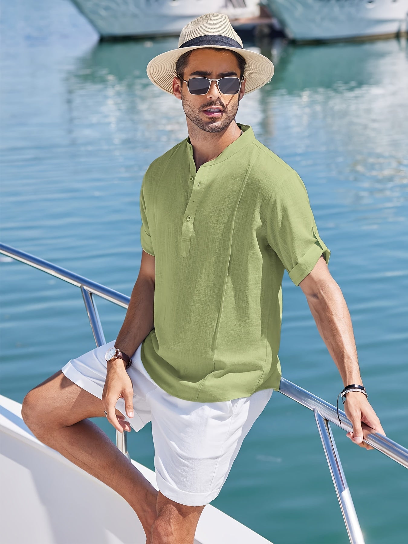Men’s Short-Sleeve Shirt with Split Neckline and Curved Hem