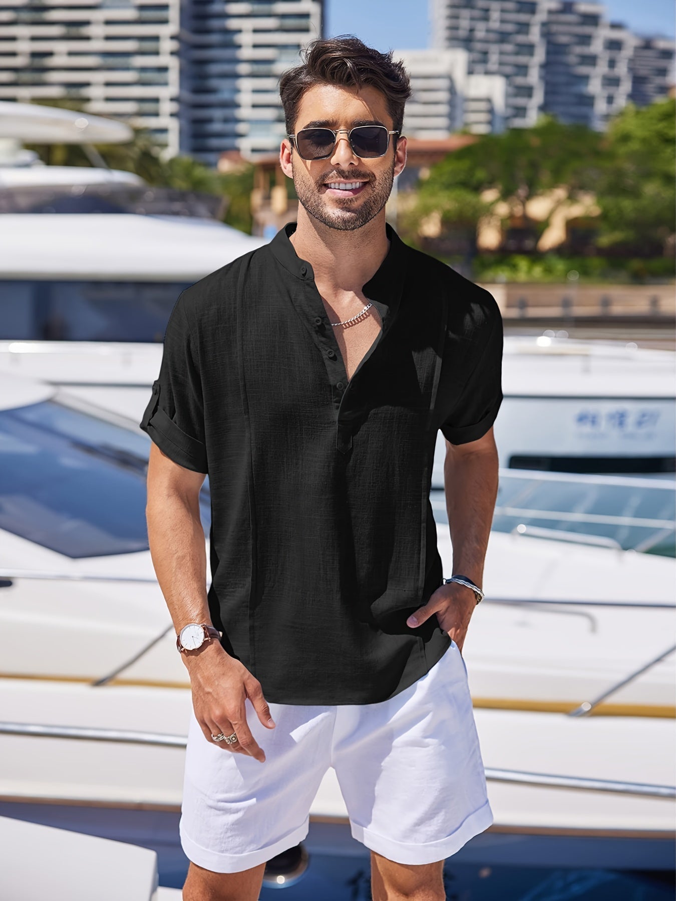 Men’s Short-Sleeve Shirt with Split Neckline and Curved Hem